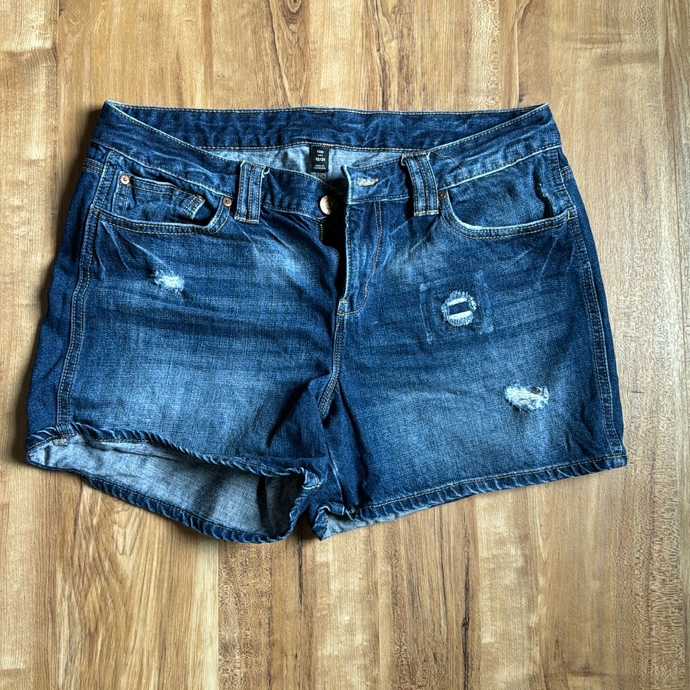 Gap shorts size 12.